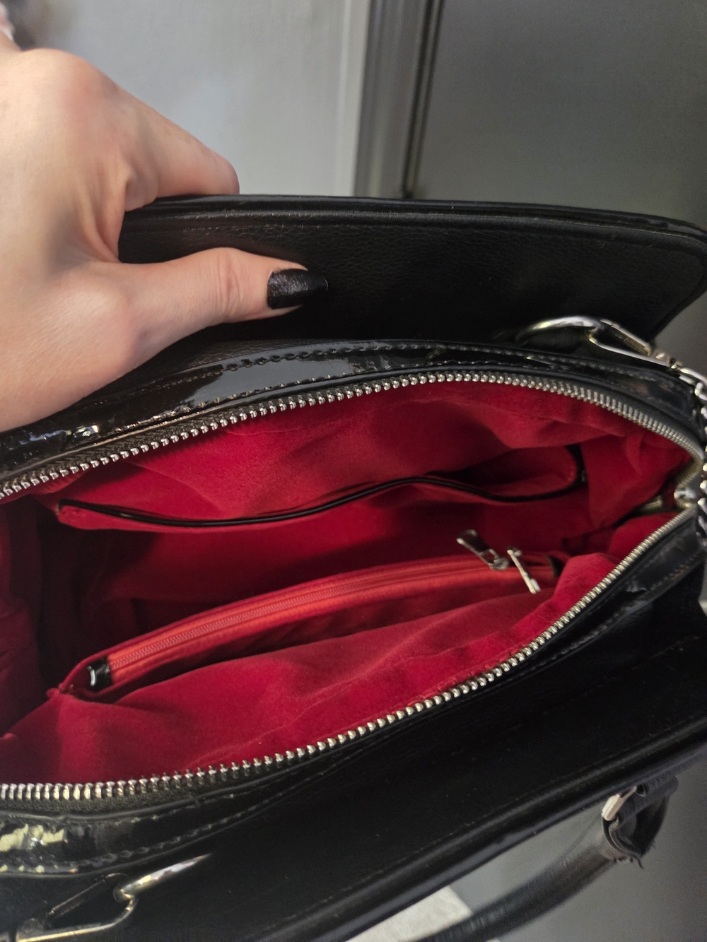 Black Friday Handbag - Picture 8 of 8